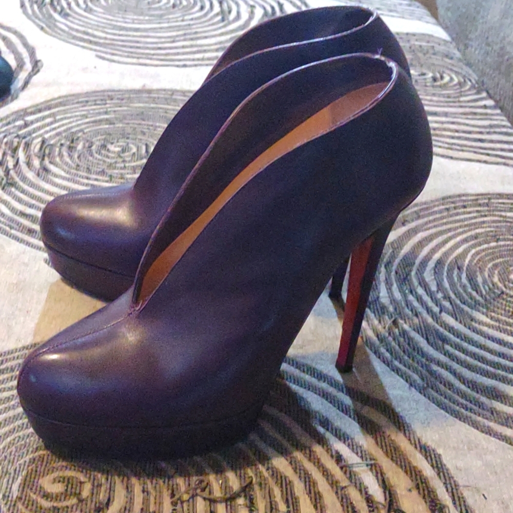 Christian Louboutin Purple Ankle Booties size 40.5